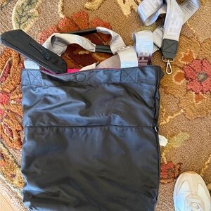 Sleek Black Tote Bag with Gray Accents